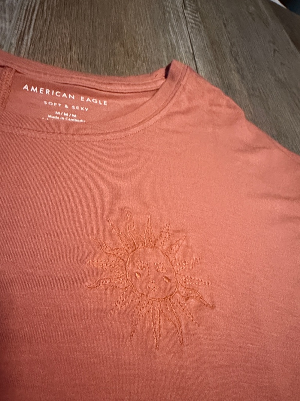 American Eagle Outfitters Soft & Sexy Coral Crewneck Tee - Picture 5 of 7